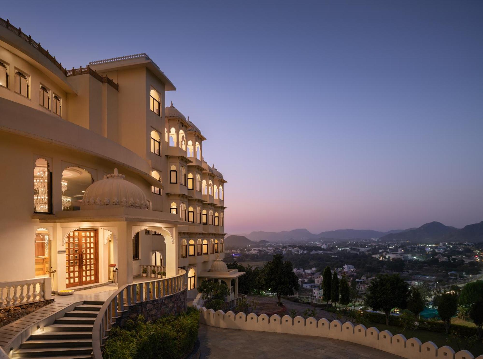 Bhairavgarh Palace Udaipur Extérieur photo