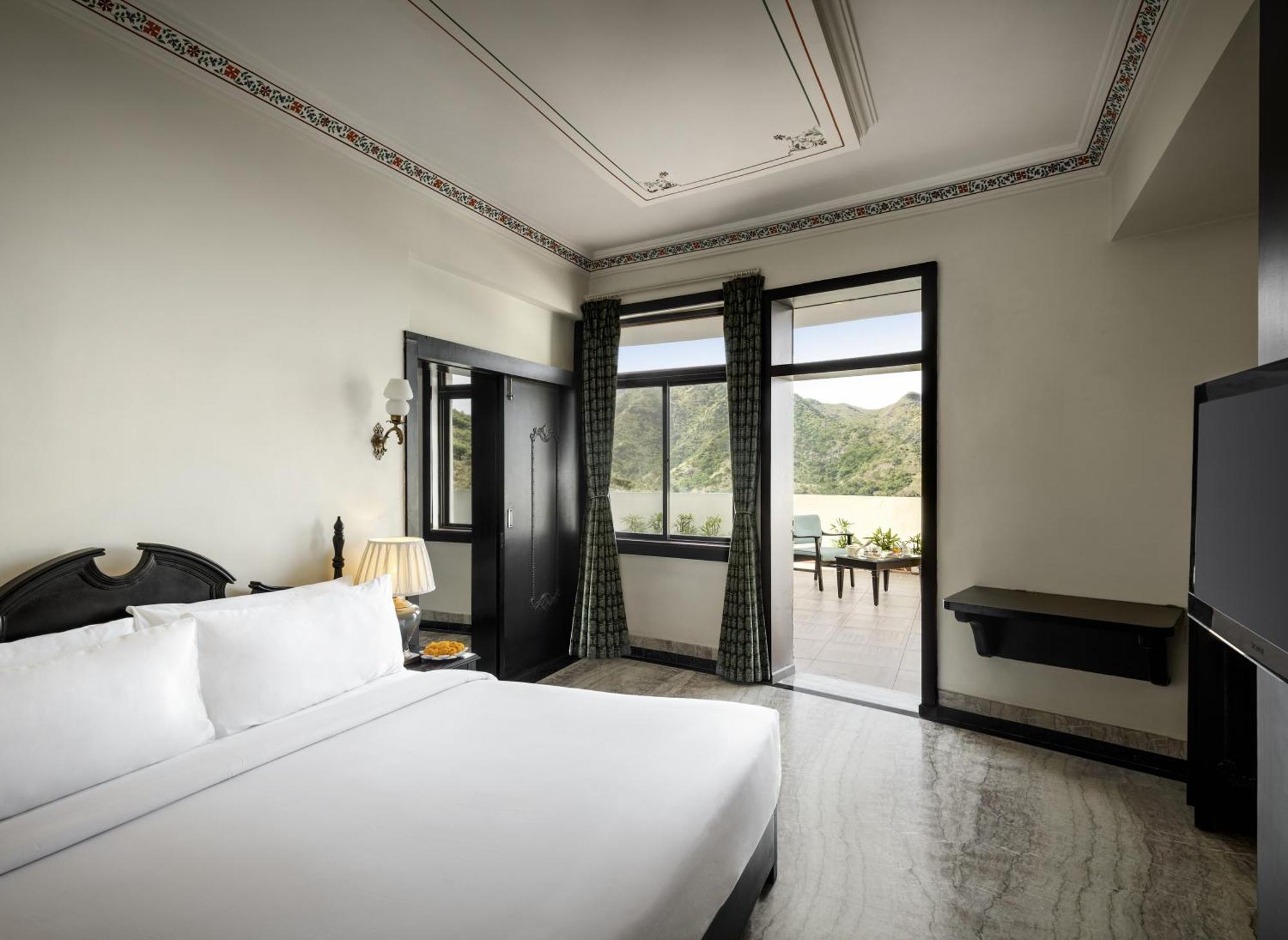 Bhairavgarh Palace Udaipur Extérieur photo