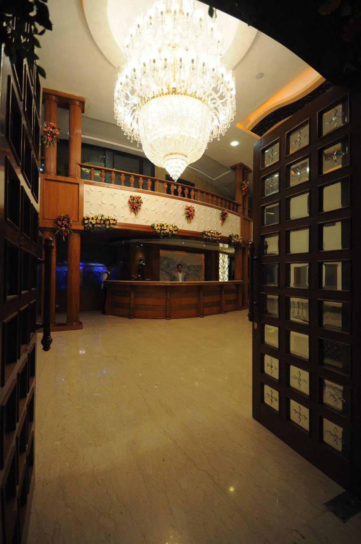 Bhairavgarh Palace Udaipur Extérieur photo