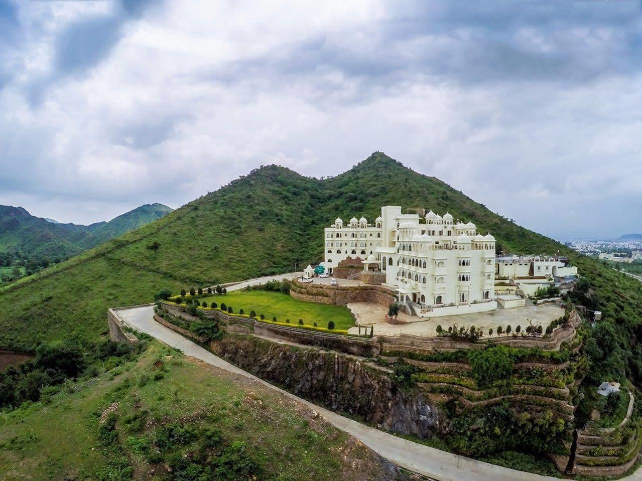 Bhairavgarh Palace Udaipur Extérieur photo
